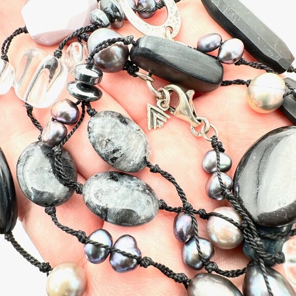 Silpada Womens Necklace N1796 Downtown Necklace Hematite Chalcedony Black Silver - Picture 3 of 3